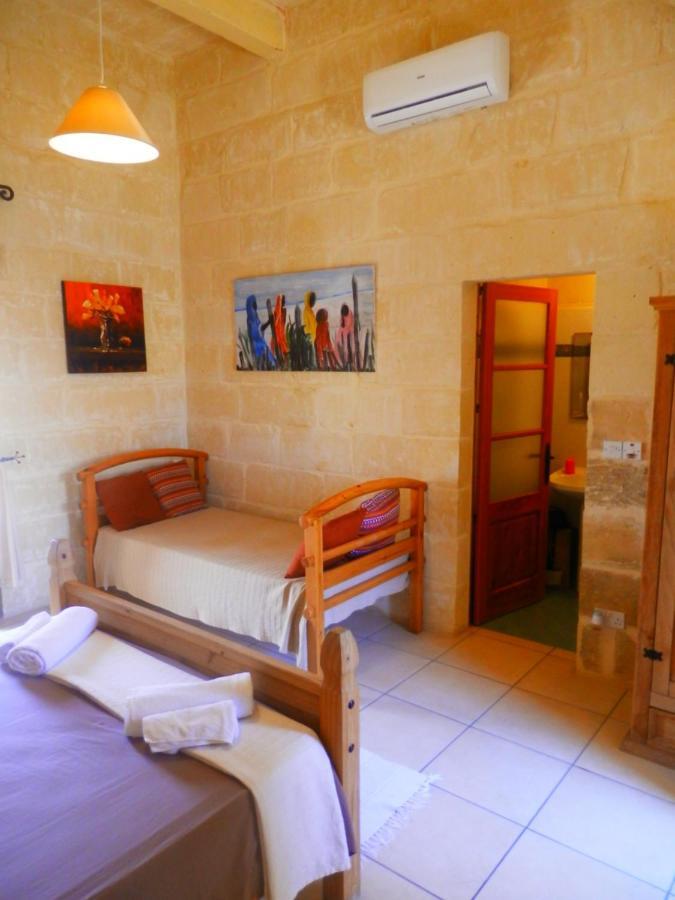 Arkati Literary B&B Sannat Екстер'єр фото