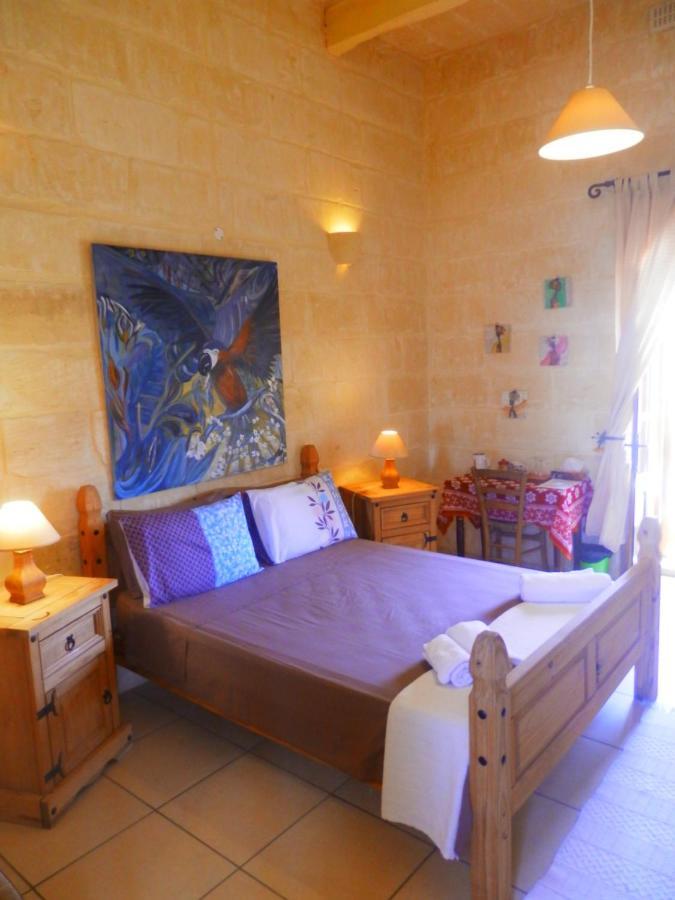 Arkati Literary B&B Sannat Екстер'єр фото