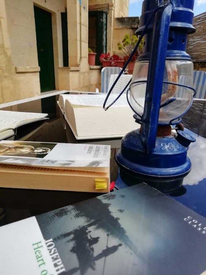 Arkati Literary B&B Sannat Екстер'єр фото