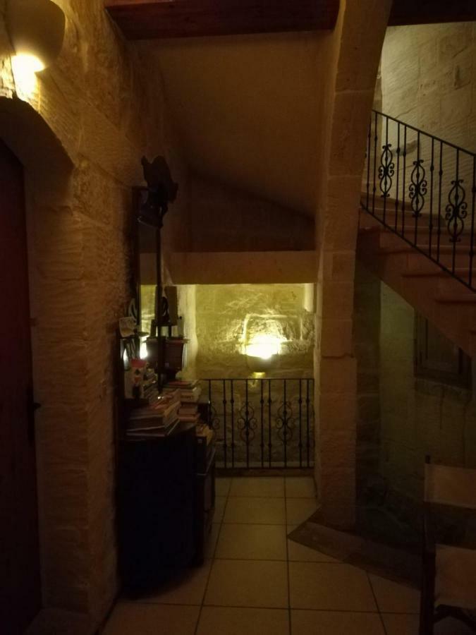 Arkati Literary B&B Sannat Екстер'єр фото